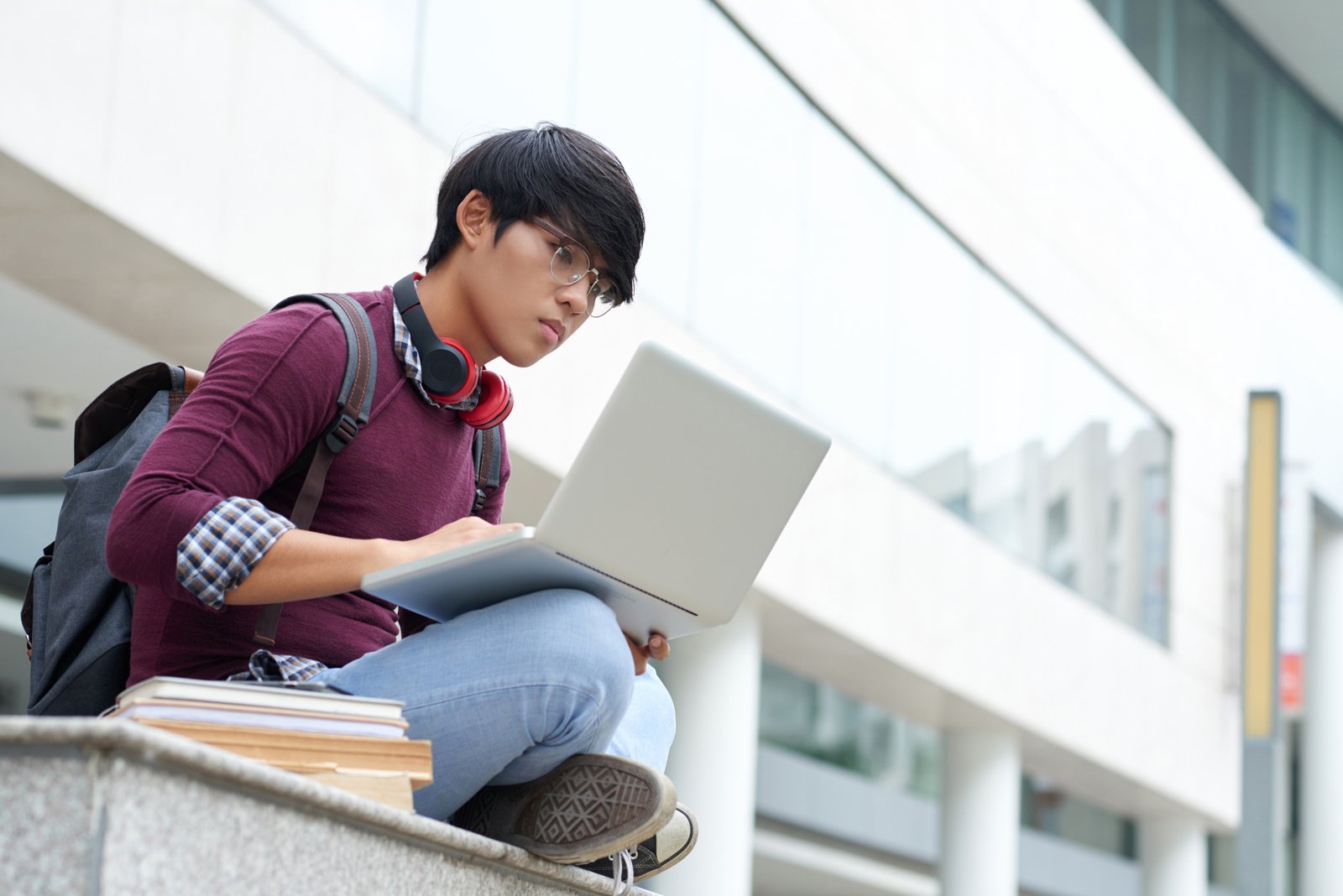 Laptop Terbaik Untuk Mahasiswa