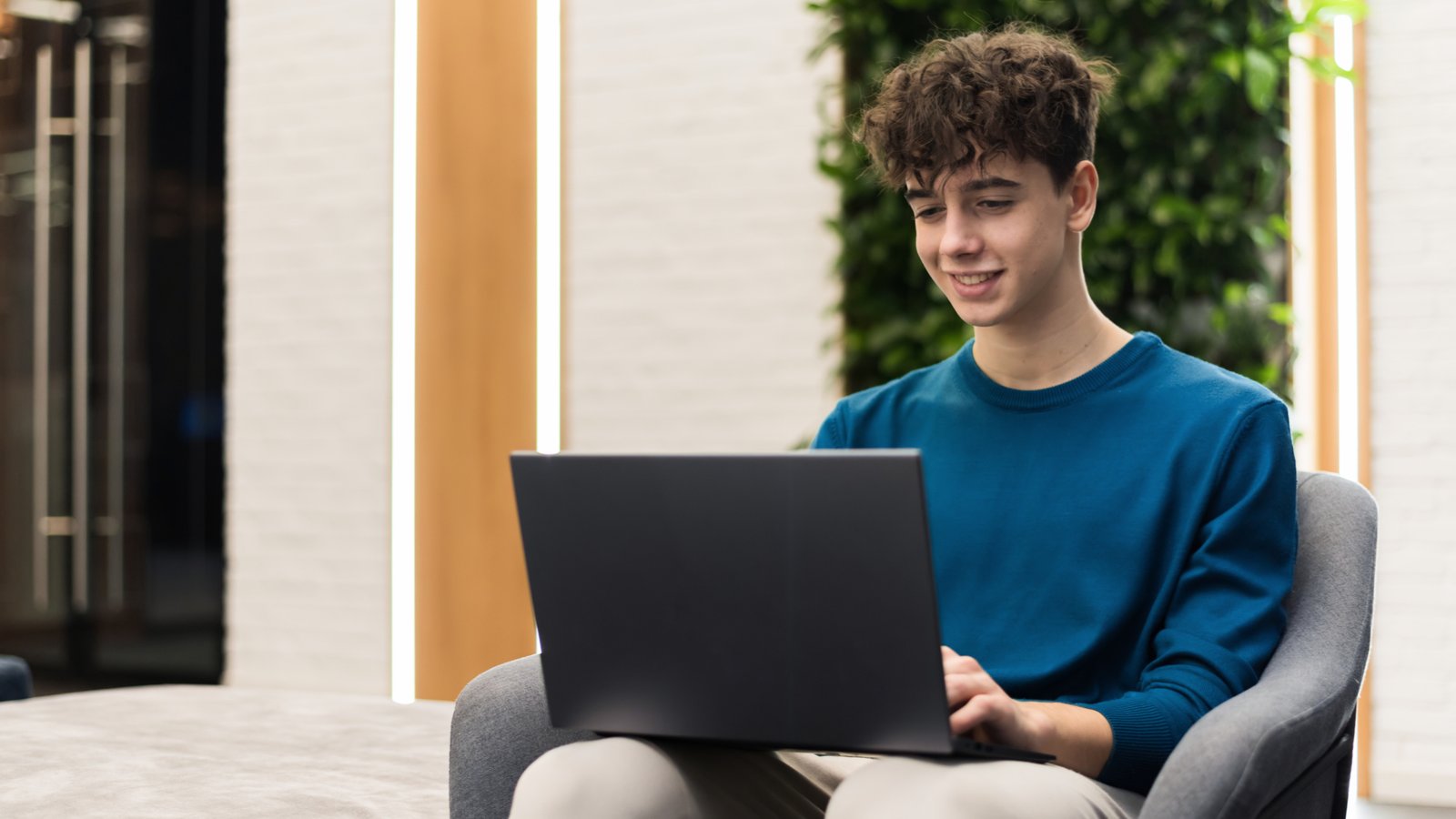 Laptop Murah Terbaik UNtuk Mahasiswa