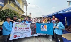 Mahasiswa UNM Salurkan Bantuan untuk 85 KK Korban Kebakaran
