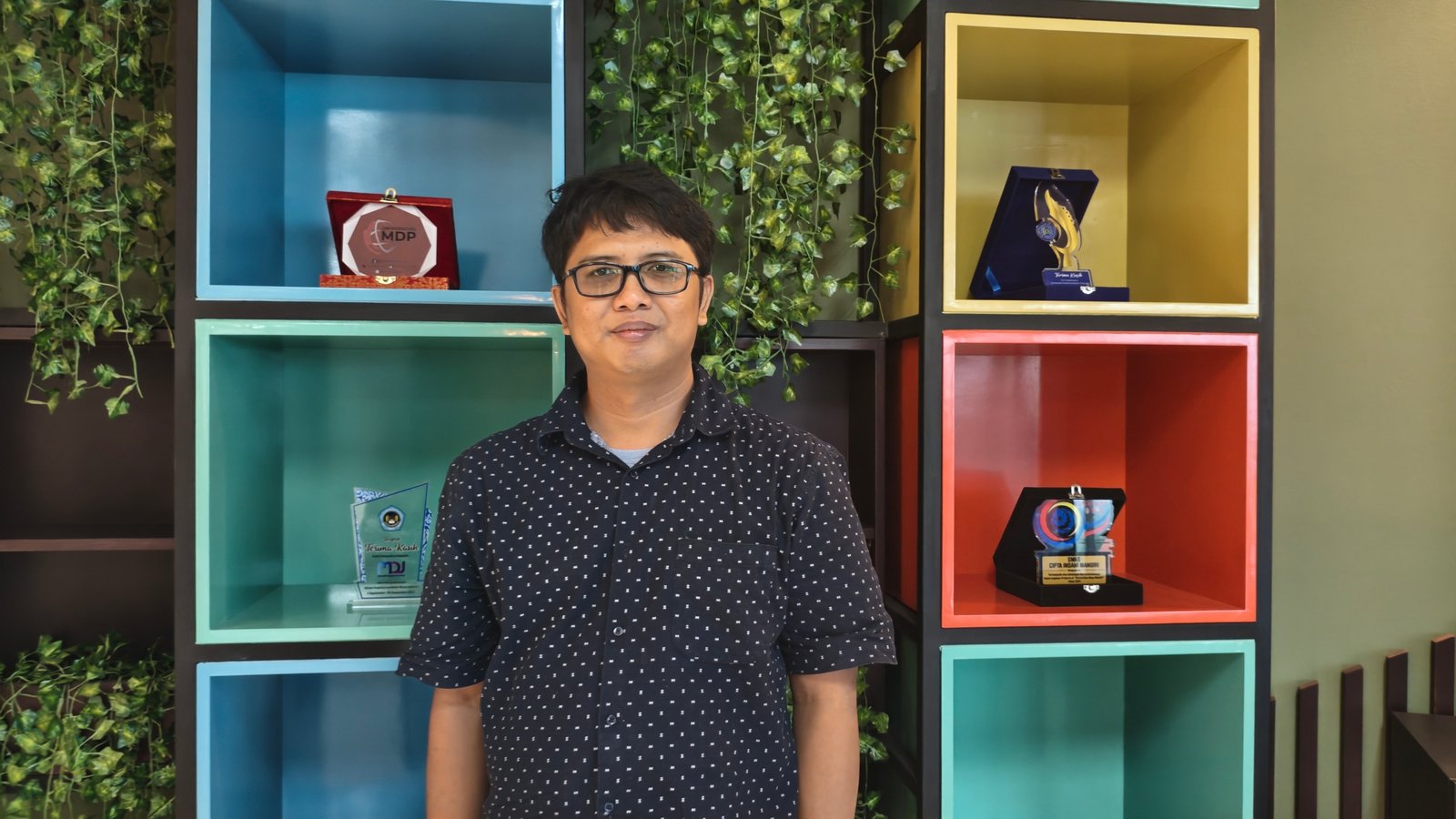 Kuliah Sambil Kerja, Reza Marwansyah Kini Berkarier di Dunia Teknologi dan AI